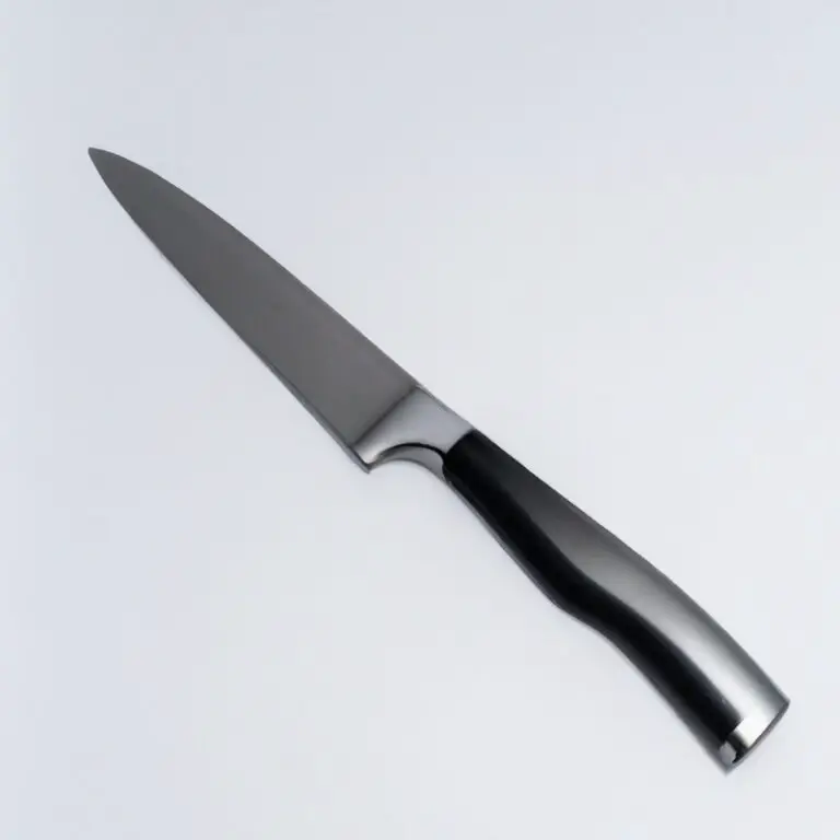 What Are The Benefits Of a Paring Knife With a Finger Guard? Slice With Confidence!