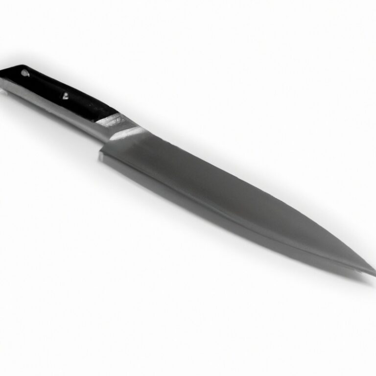 What Are The Advantages Of Using a Serrated Knife For Cutting Through Crusty Pies Or Tarts?