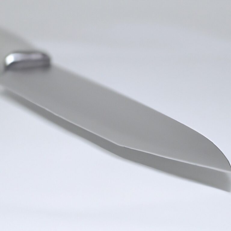 What Are The Advantages Of Using a Serrated Knife For Cutting Through Tough Meats?