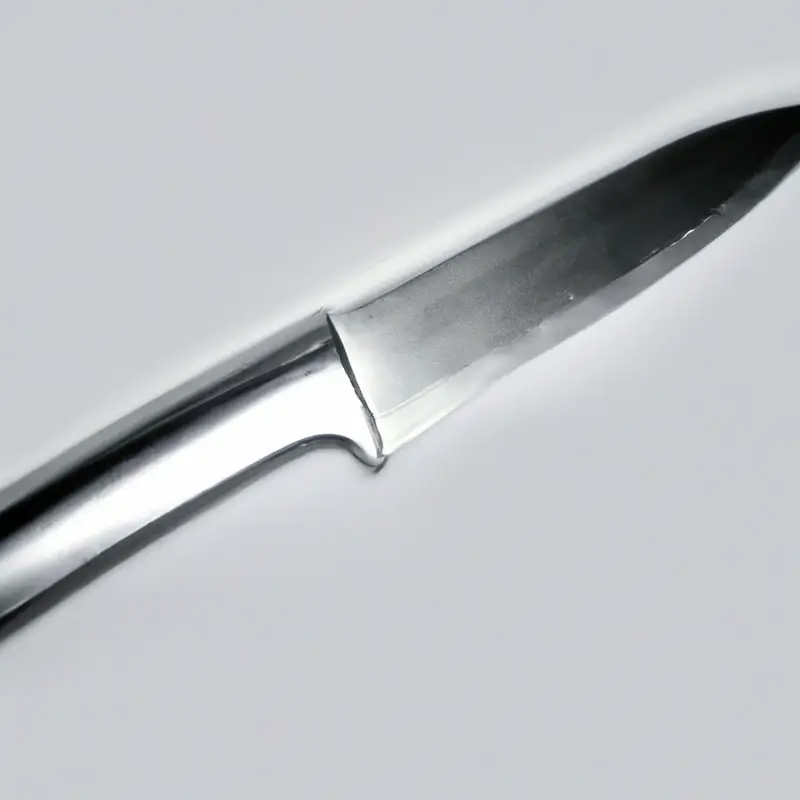 Serrated Knife slicing bagel